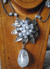 Collana in argento 925 ossidato con Acquamarina e Perle di fiume
