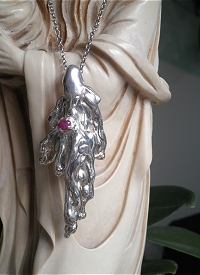 Pendente artigianale in argento 925 con rubino